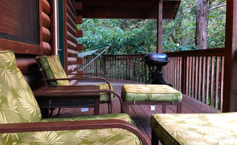 hideaway cabin deck with seating